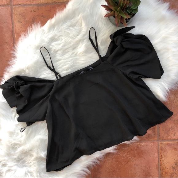 paper hearts Tops - Paper Heart Black Cropped Cold Shoulder Tank